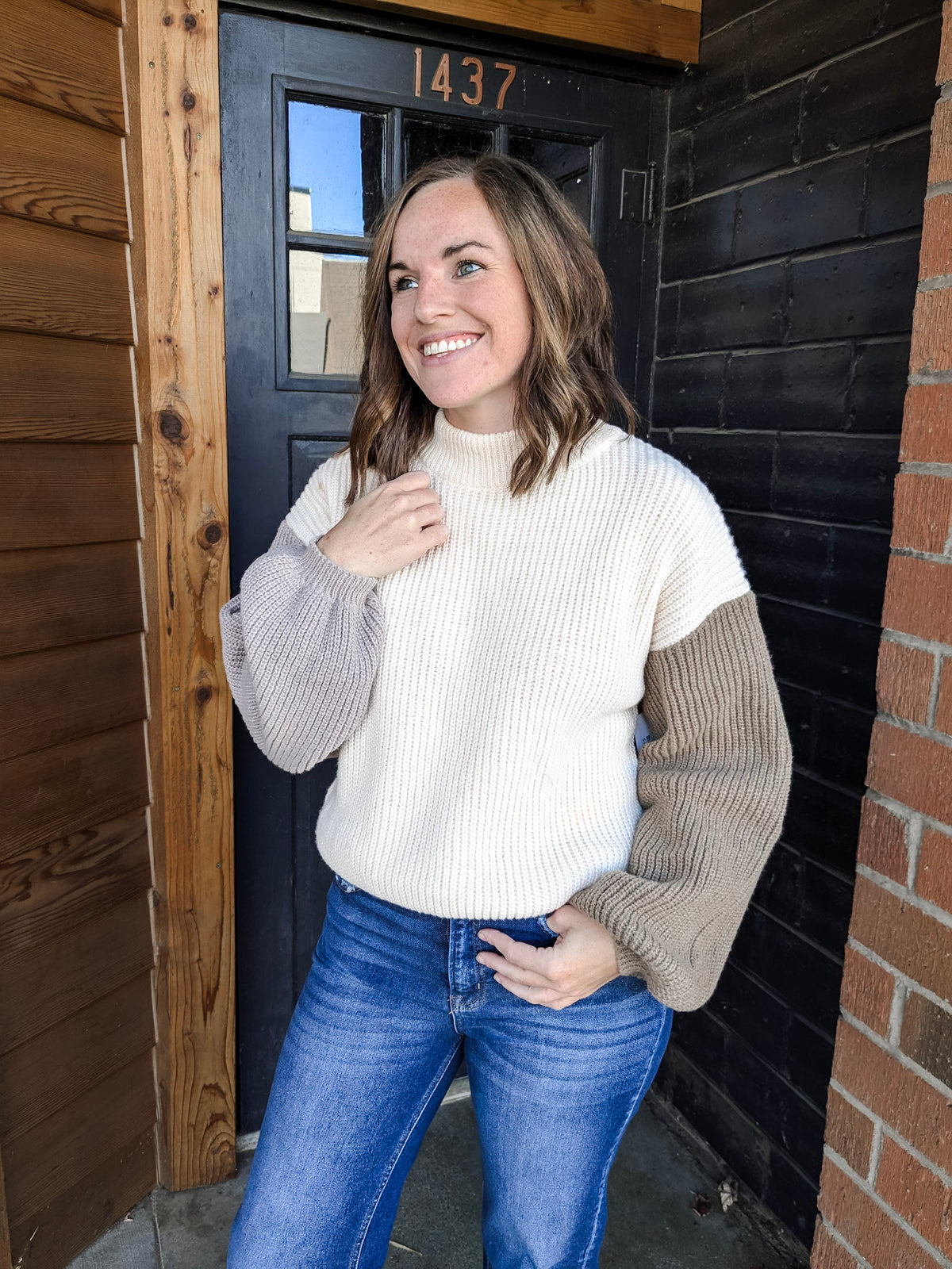 Colorblock Sweater Top - Cream/Taupe/Mocha